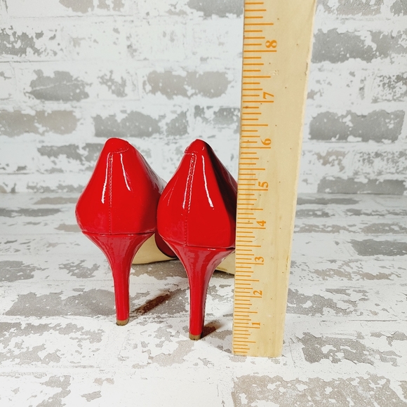 BCBG Generation Red Patent Leather Pointed Toe High Heels Pumps O 418 - Picture 8 of 10